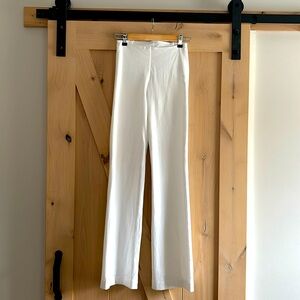 White, Stretch women’s size xs pants.